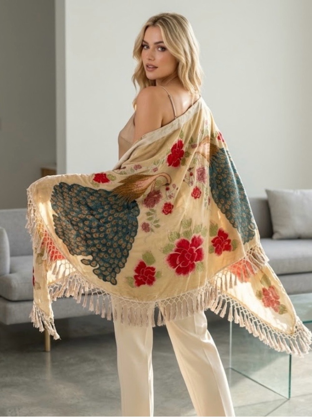🔴 Elegant Peacock Embroidered Shawl